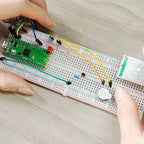 Kit Starter Raspberry Pi Pico cu Breadboard, LCD 1602 și Servo SG90