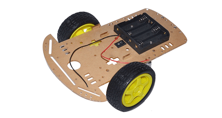 Șasiu robot 2WD asamblat, vedere frontală, platformă ABS transparent cu motoare DC